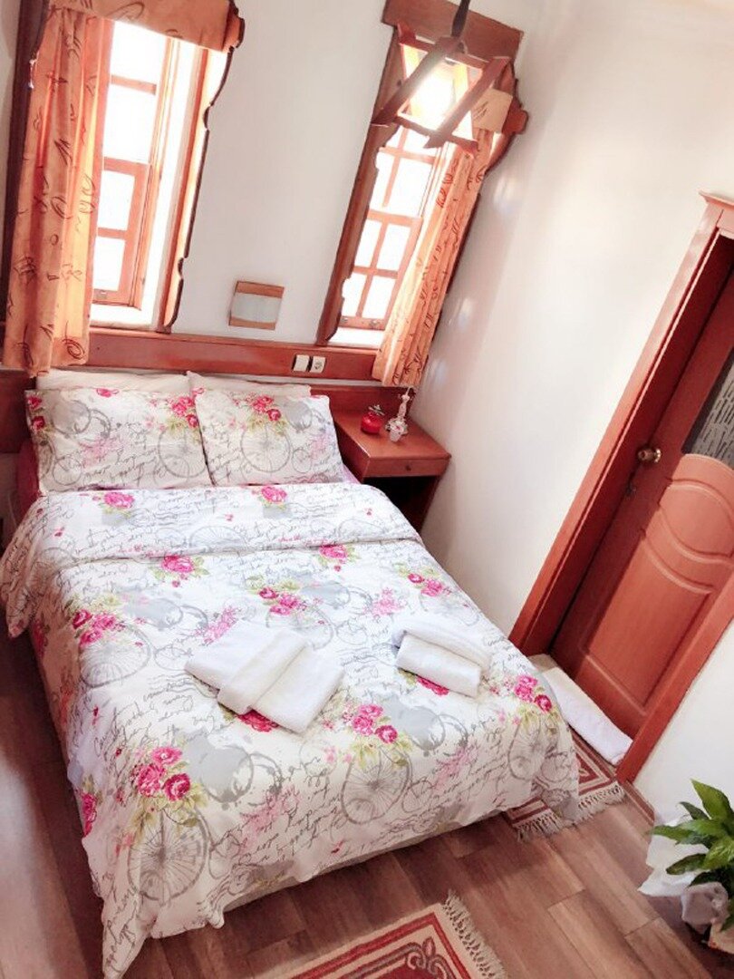 Karyatit Hotel Kaleiçi