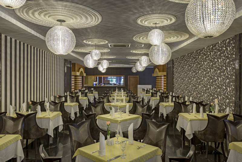 Royal Holiday Palace