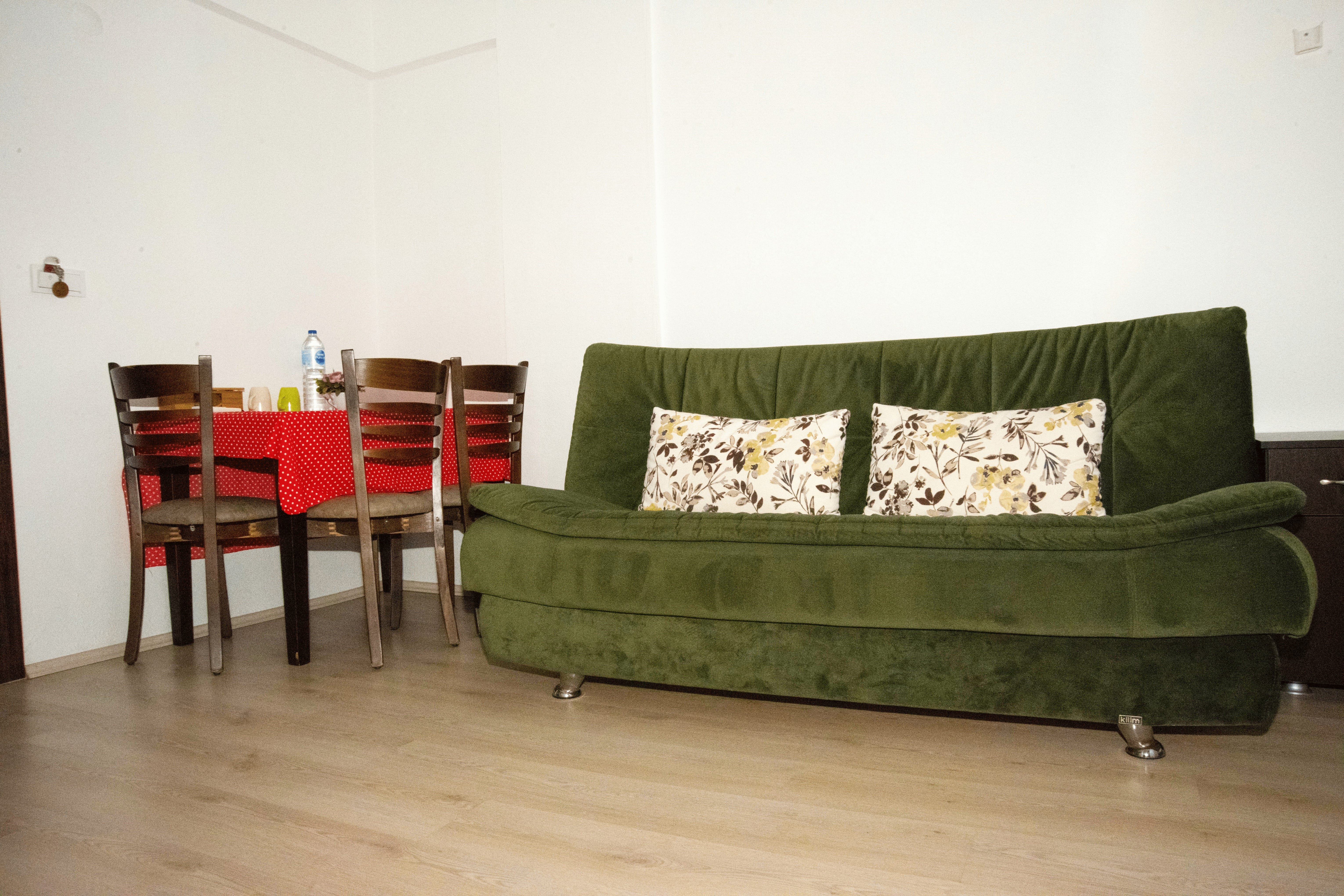 Yeni Bademli Konuk Evi Rezervasyon