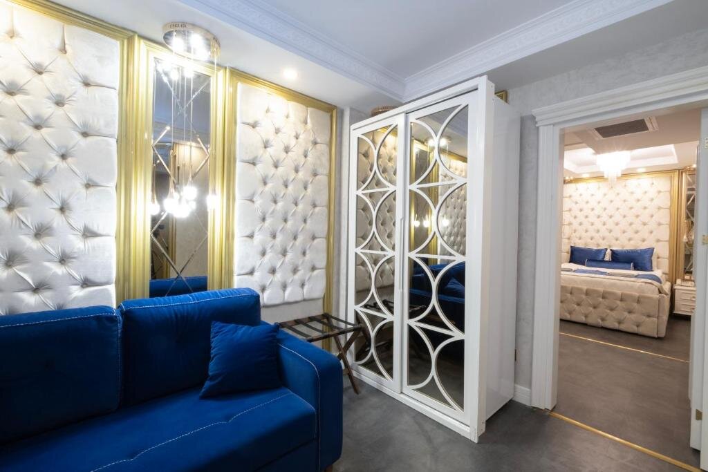 Les Lion Luxury Hotel & Spa
