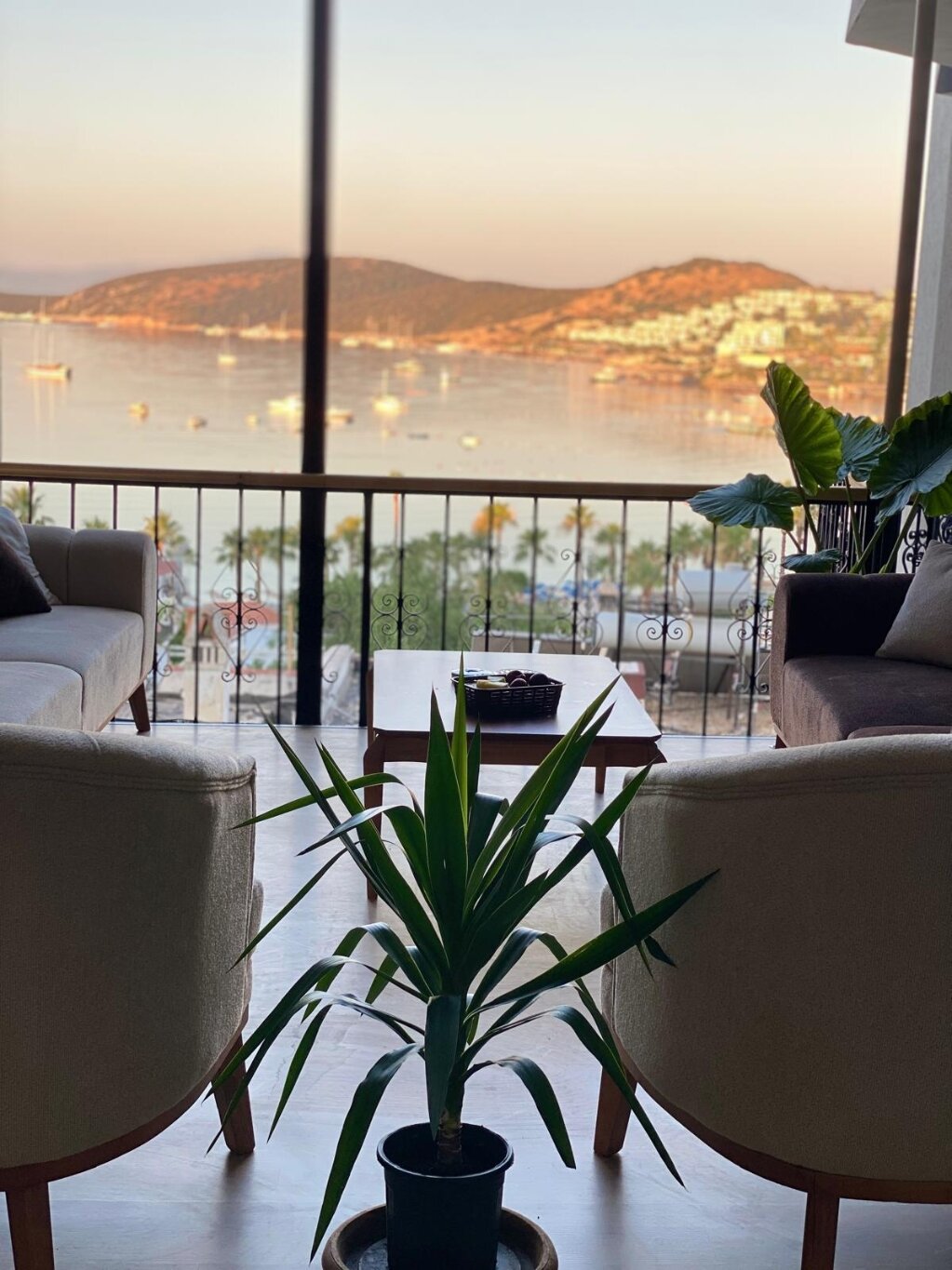 Deniz 61 Otel · 15