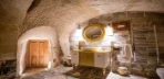 Jakuzili Cave Oda 107 Görseli