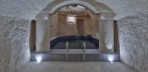 İmperial Pool Cave Görseli