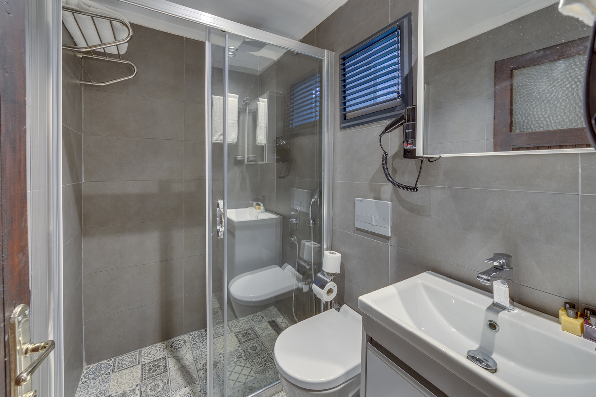 Risus Garden Marina Hotel