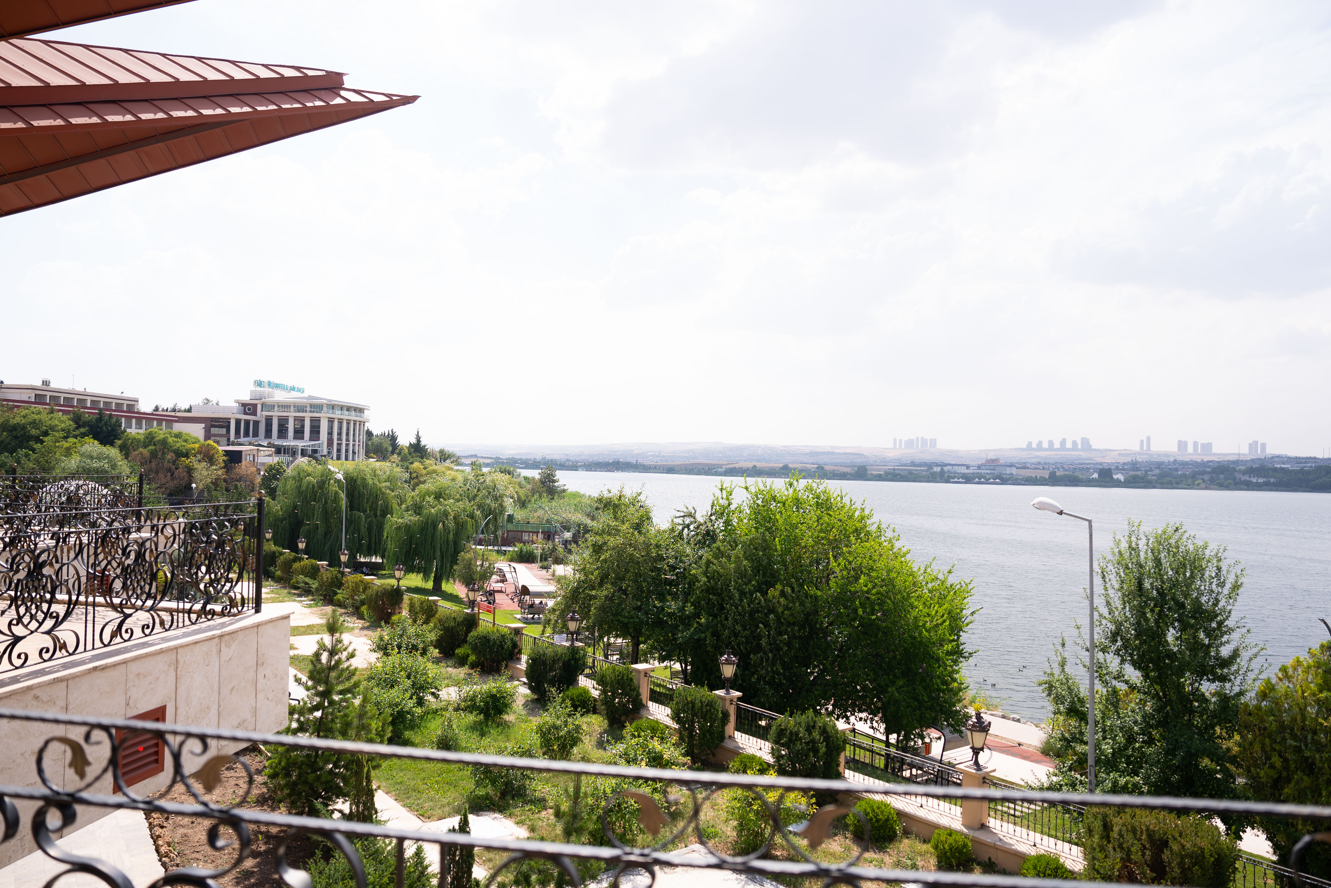 Kronos Hotel · 2