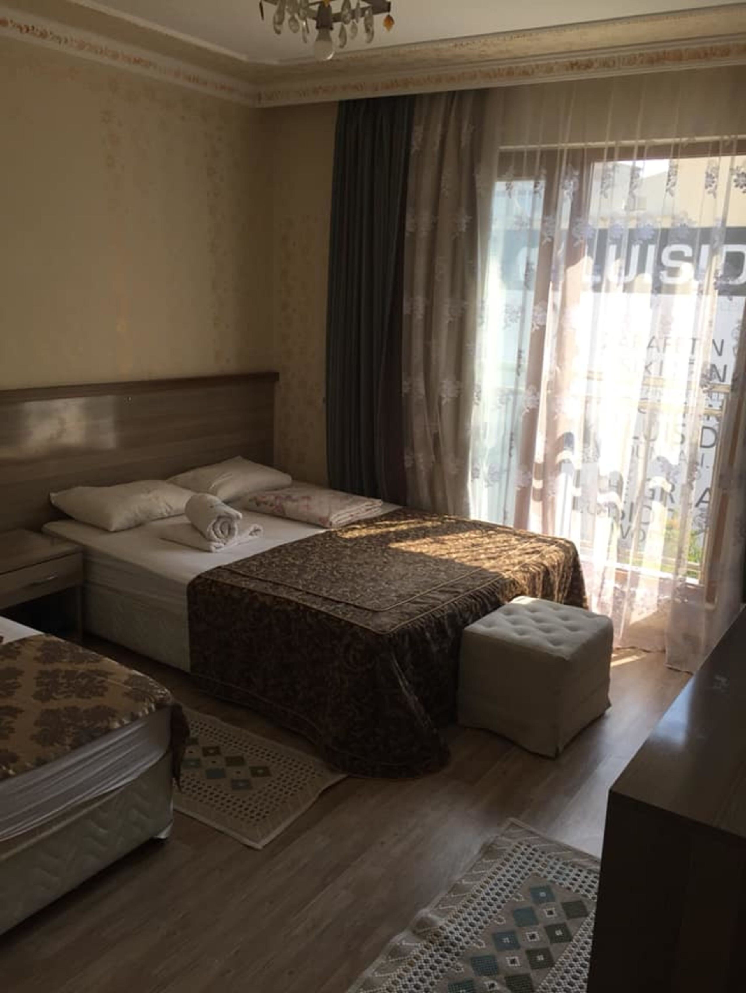 Özgür Hotel