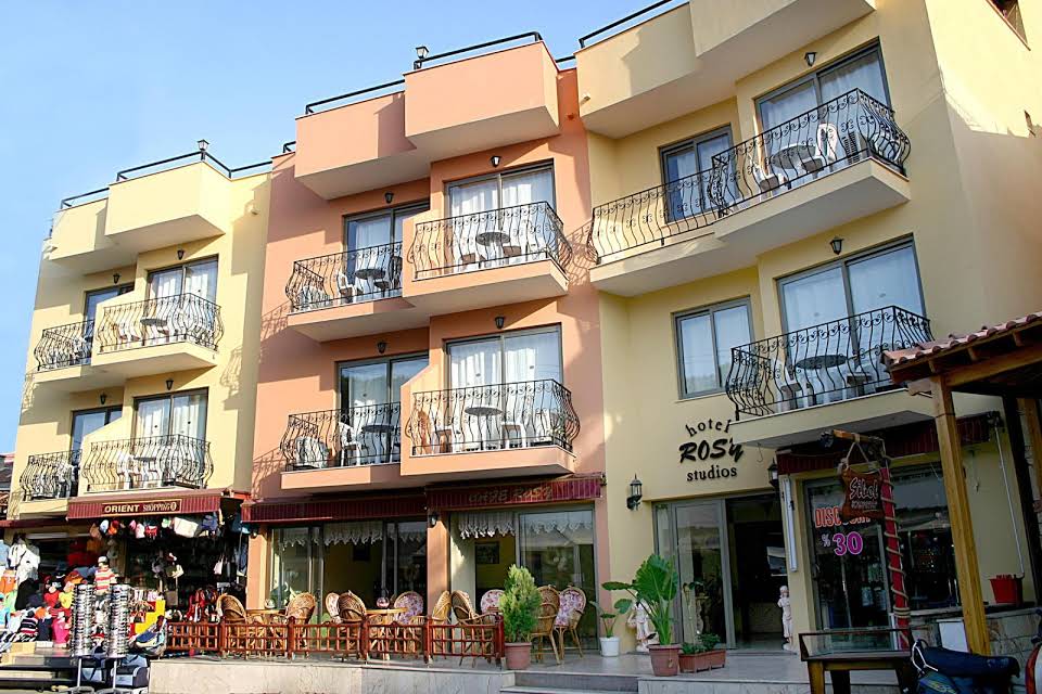 Rosy Suites Hotel