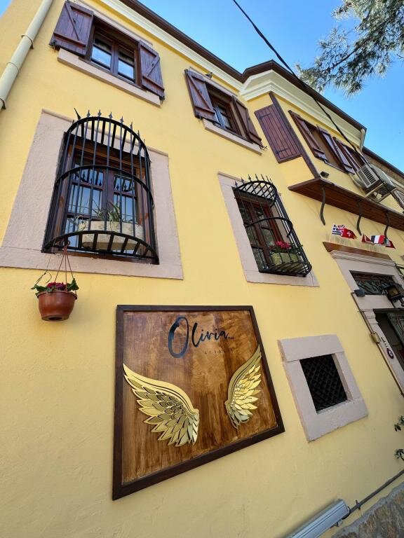 Olivia 1845 Guest House · 11