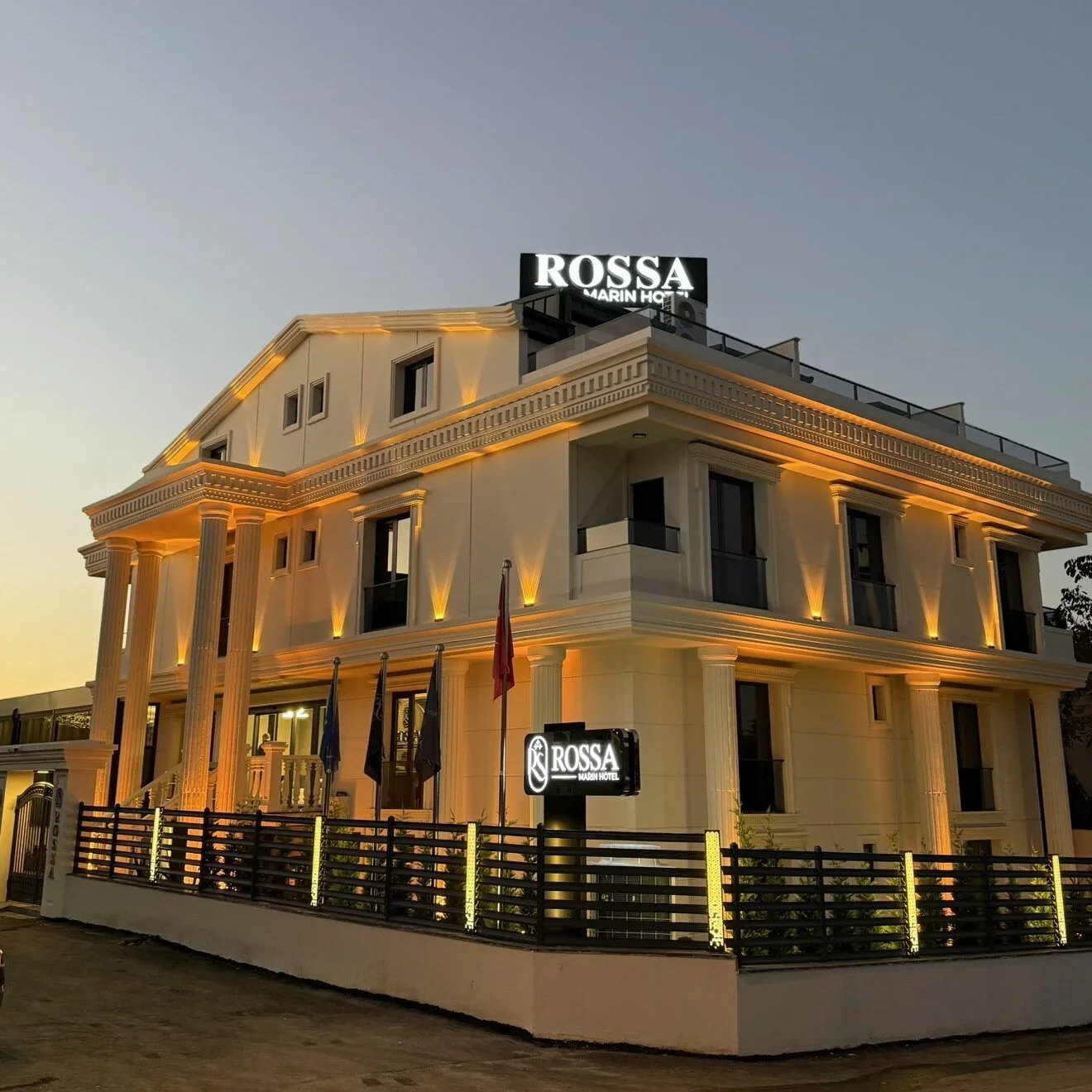Rossa Marin Hotel
