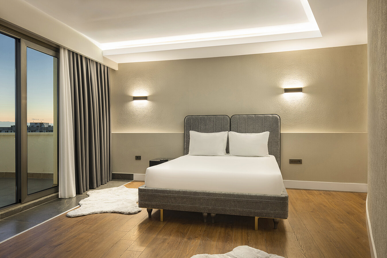 Penthouse Deluxe Duplex Suite
