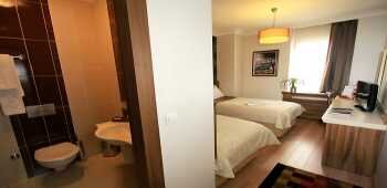 My Rose Hotel · 11