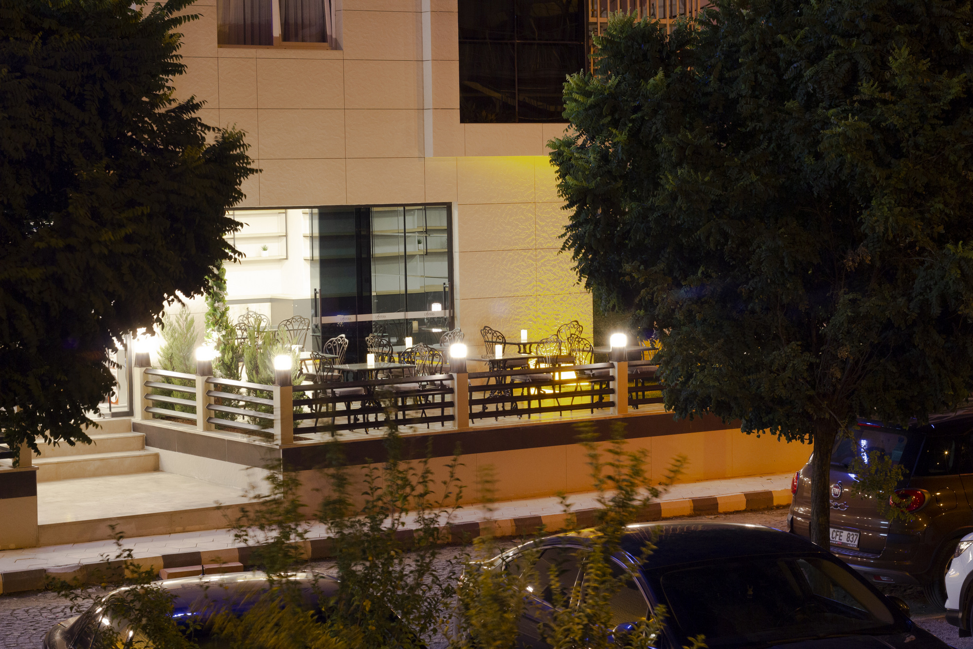 L'opera Deluxe Hotel