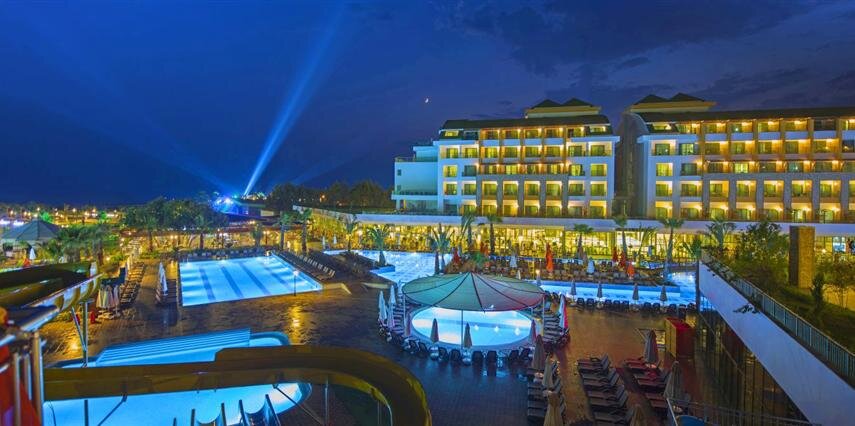 Port Nature Luxury Hotel & Spa