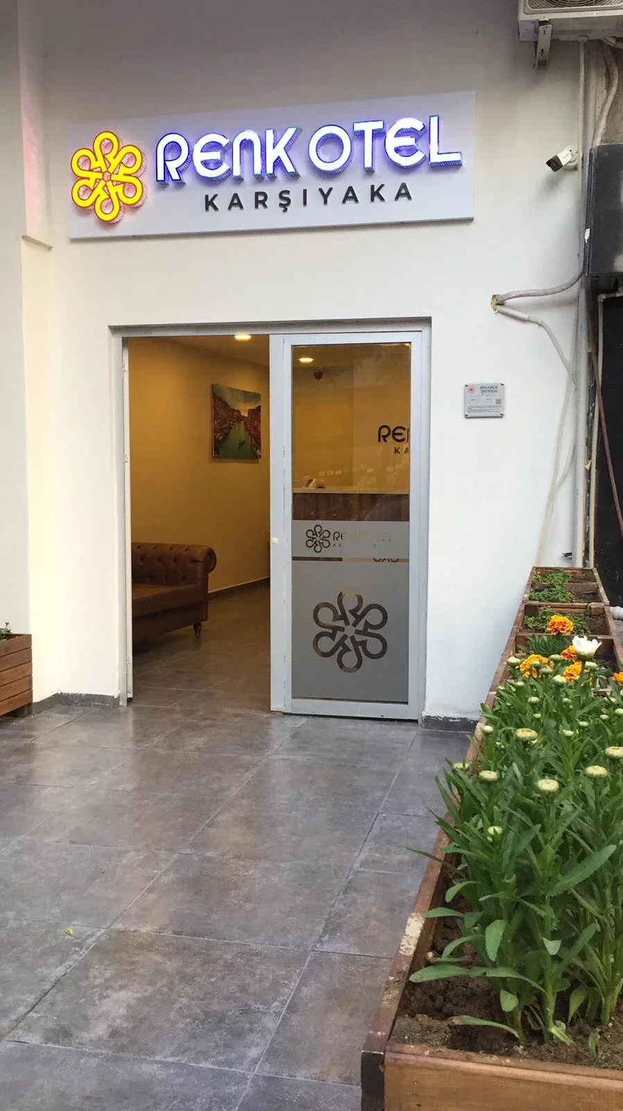Renk Otel Karşıyaka galeri 10