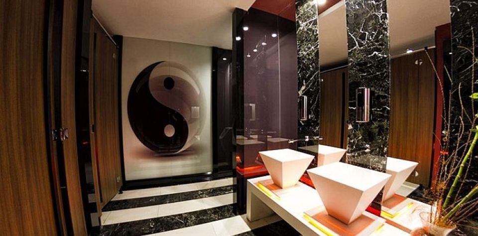 Modernity Hotel