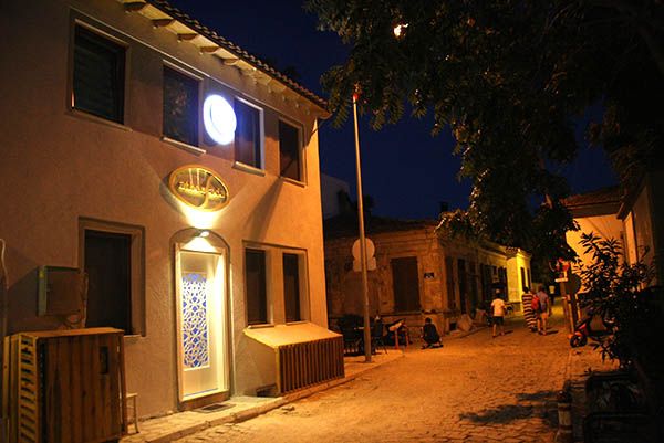 Athenada Otel