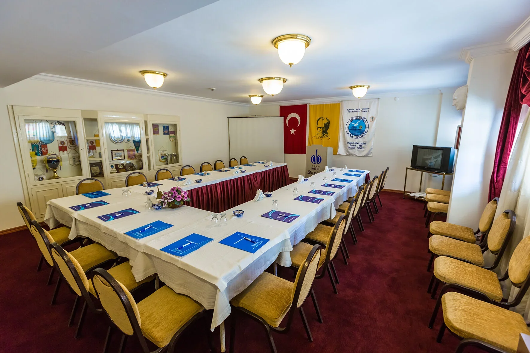 Derici Hotel Kuşadası · 8