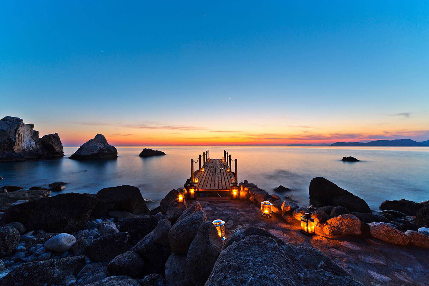 Nautical Hotel Rezervasyon