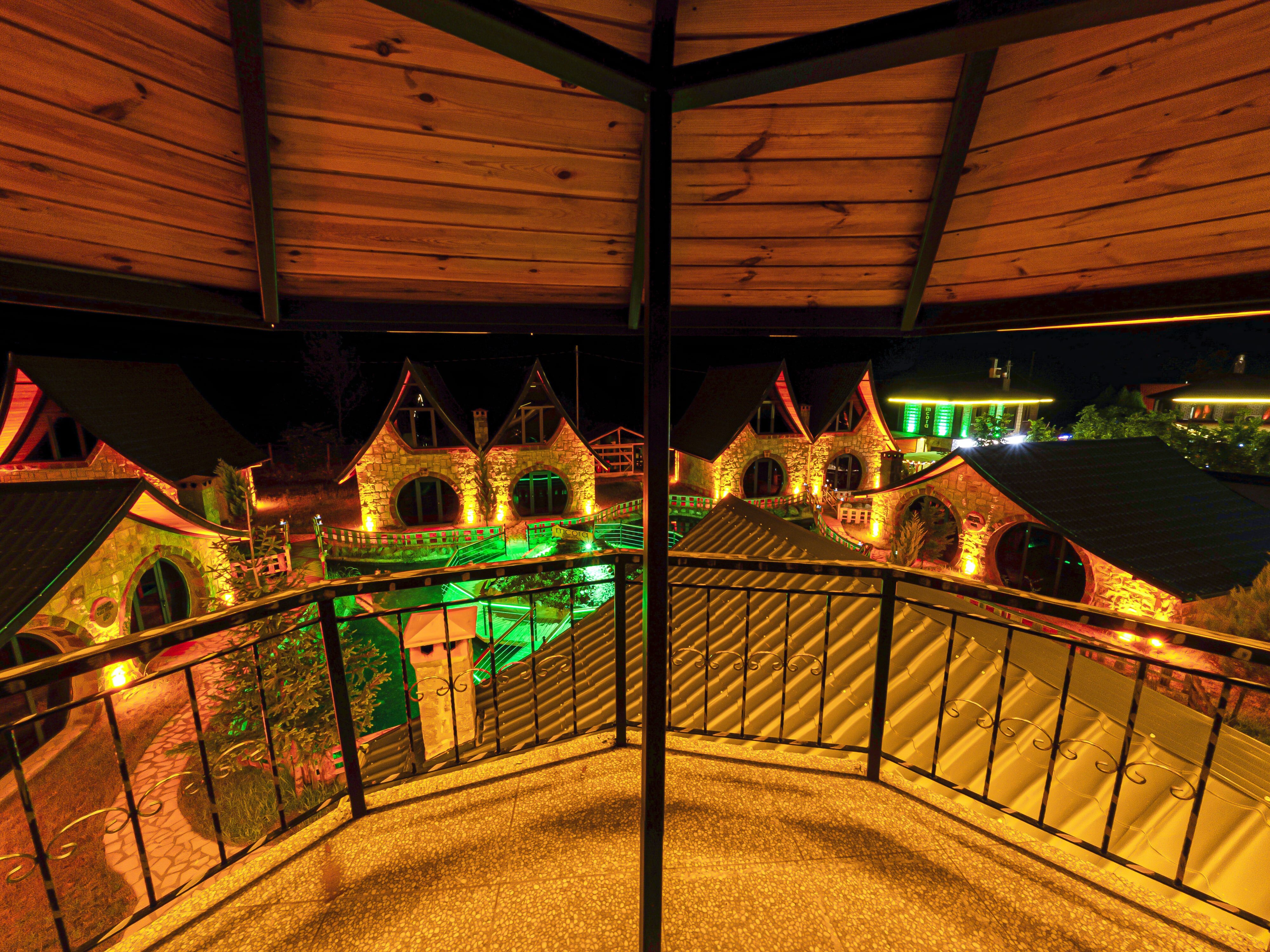 Mcora Tatil Köyü Rezervasyon