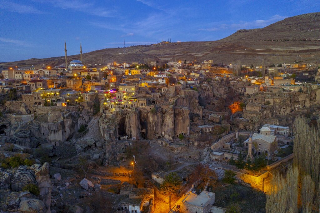 Kapadokya Ihlara Konakları and Caves · 301