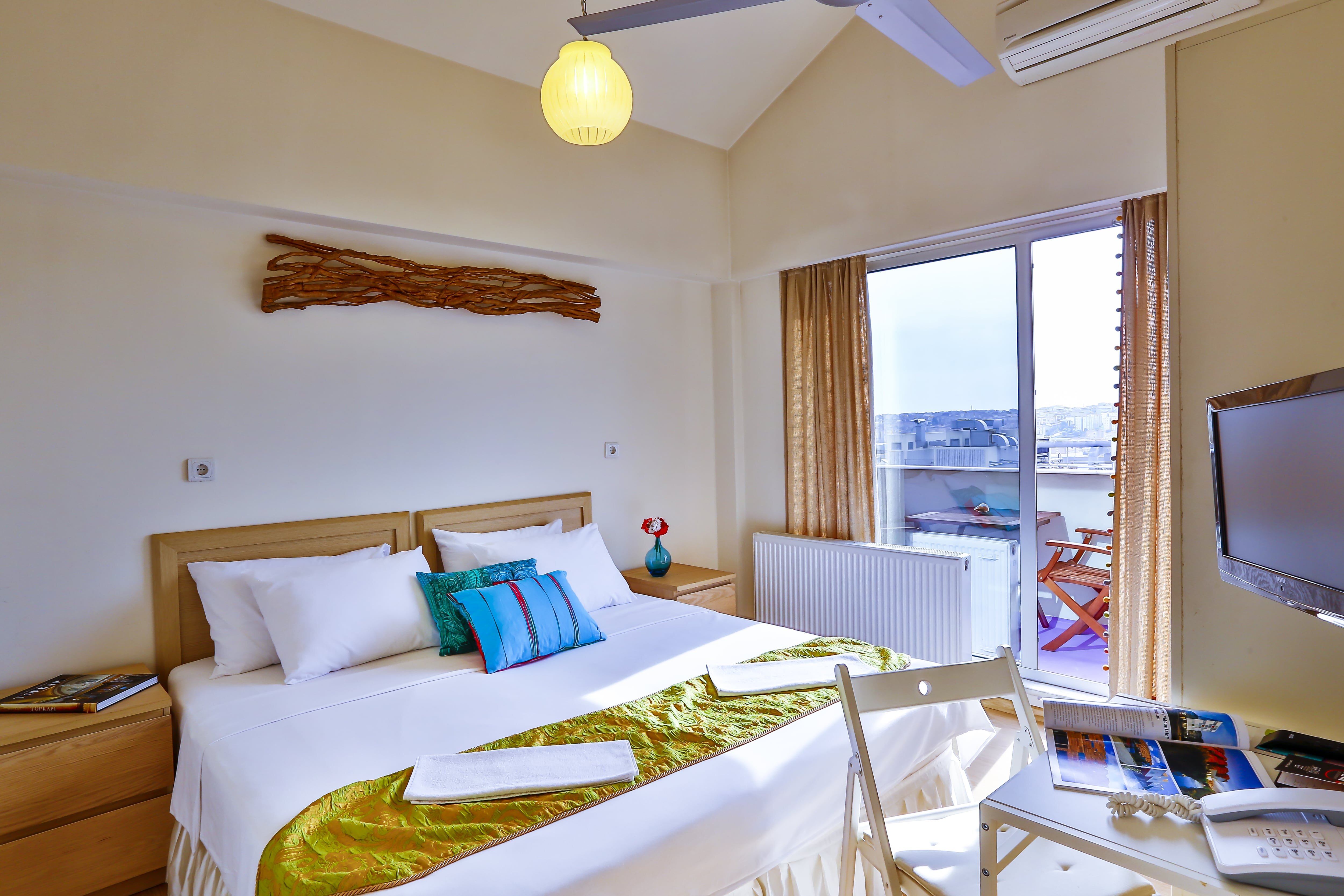 Han Hotel · 9