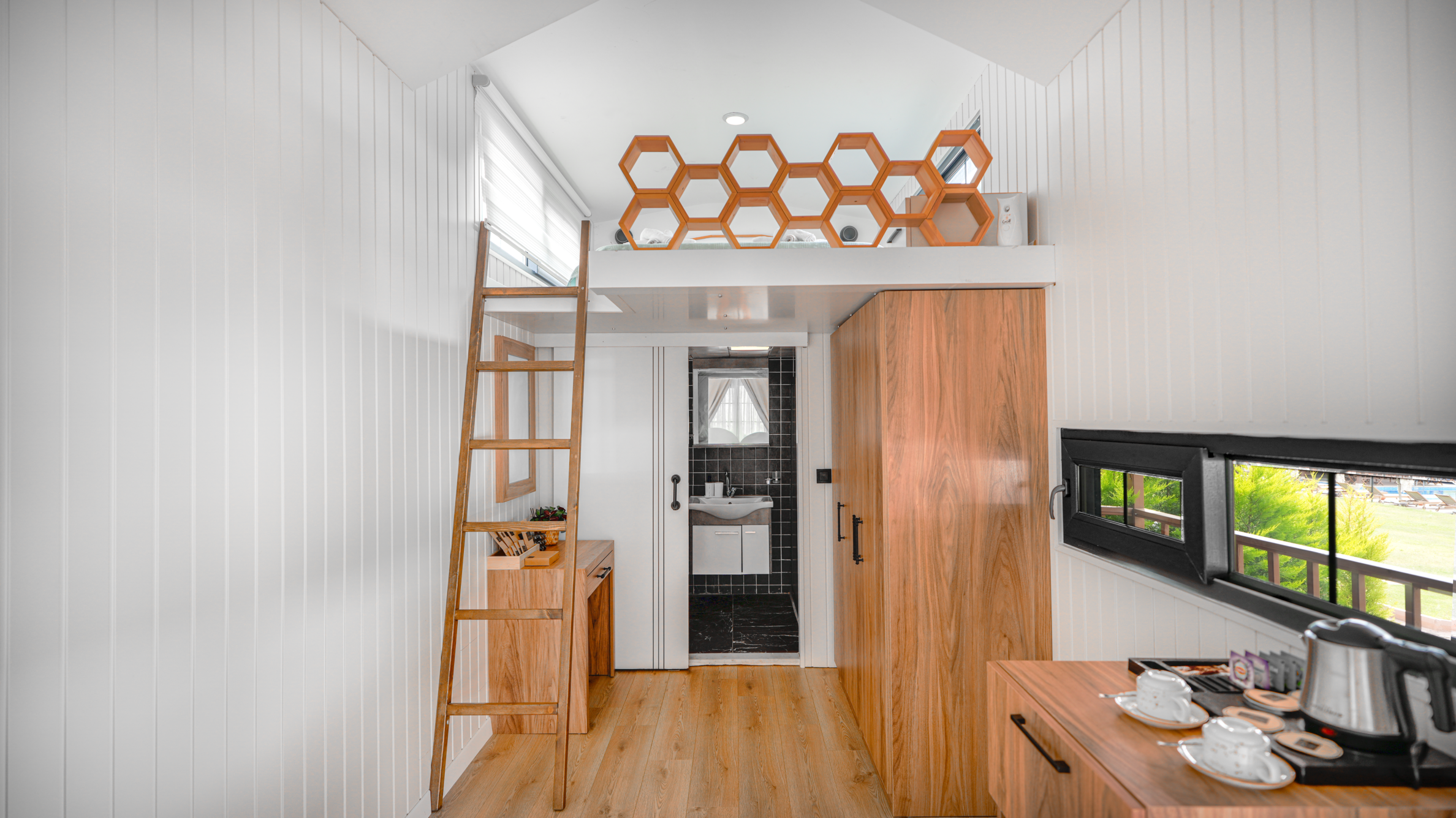 Deluxe Nature Quadruple Room