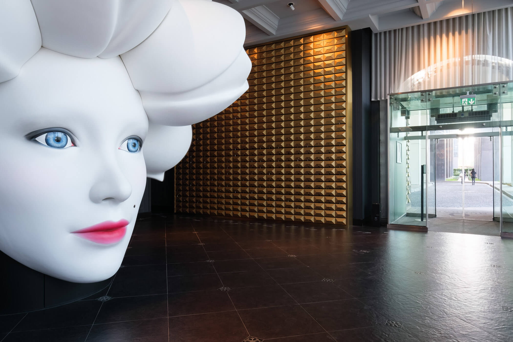 Quasar Residence By Newinn