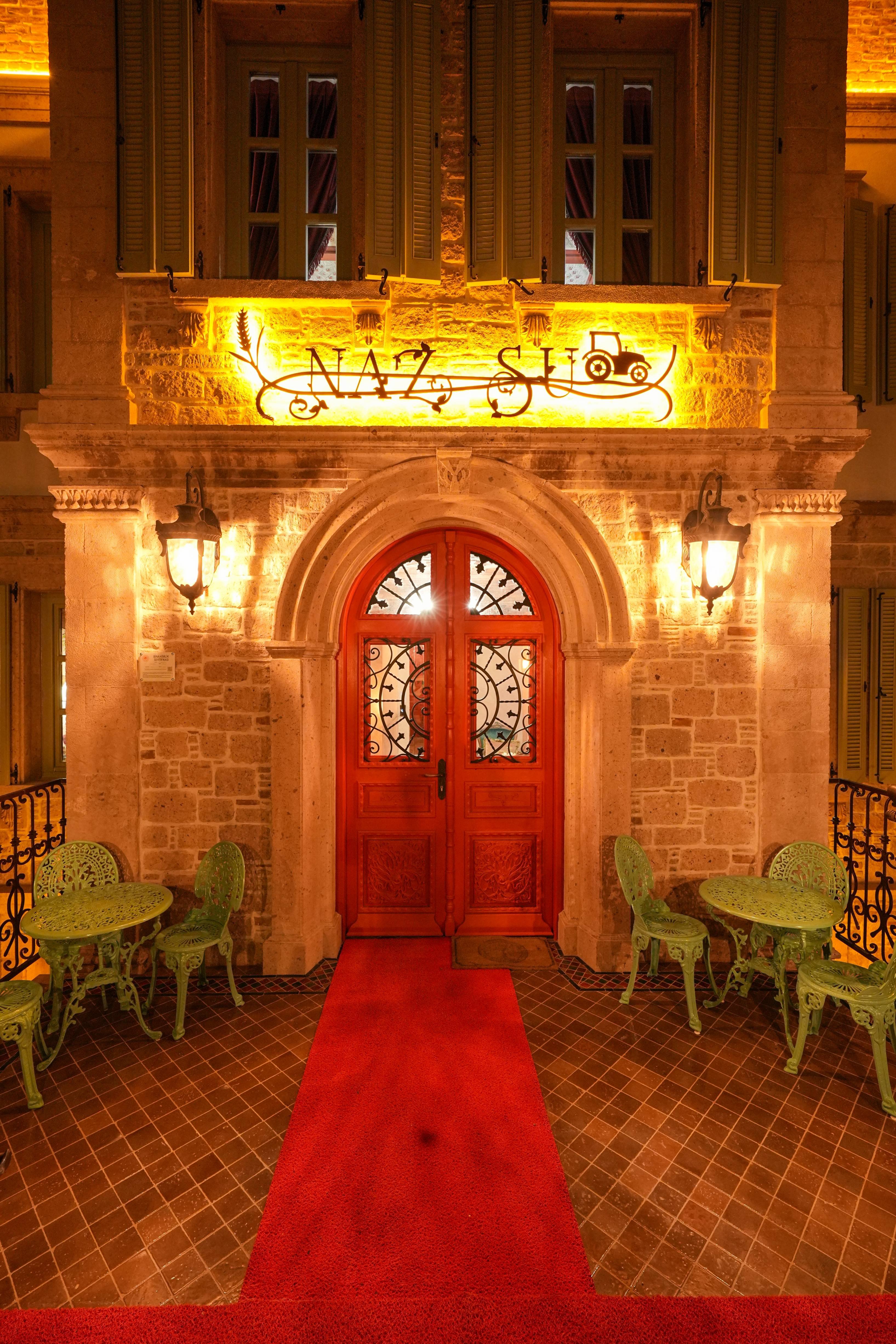Naz Su Cunda (Adults Only +16)