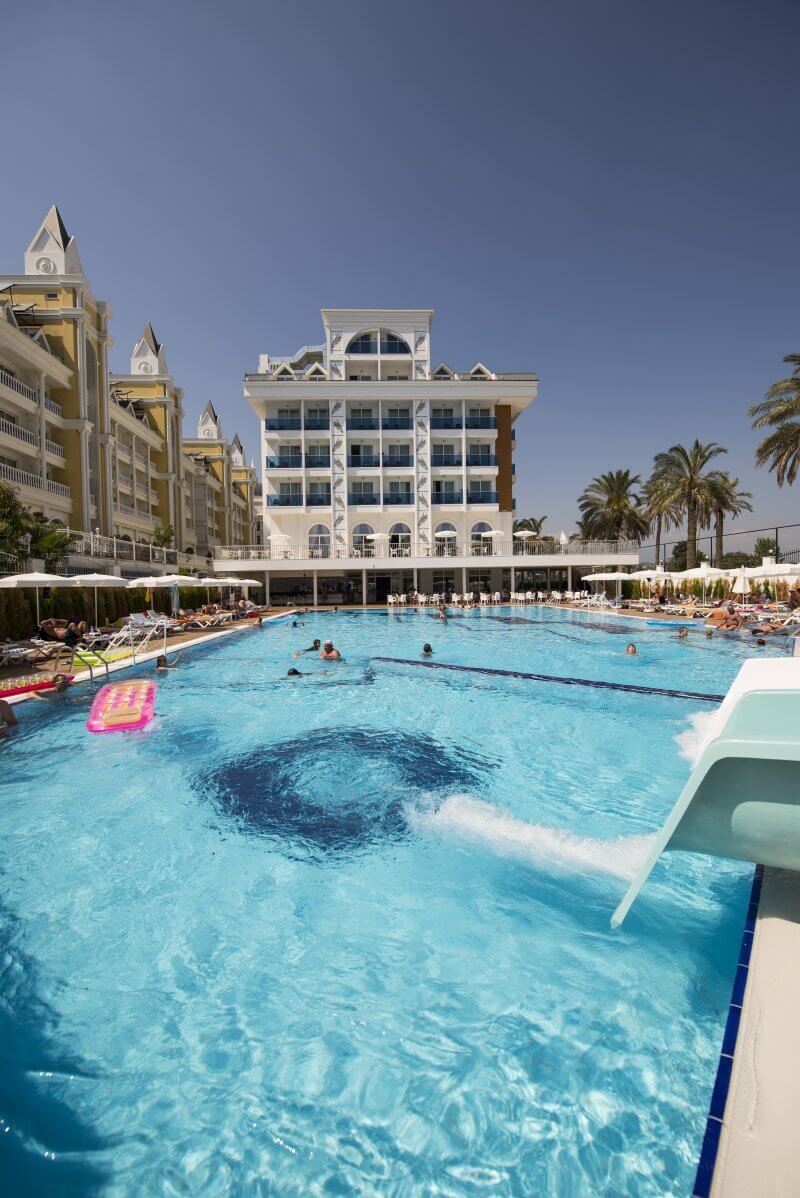 Side Palm World Resort & Spa