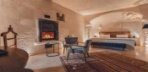Deluxe Cave Suite (Jakuzili) Görseli