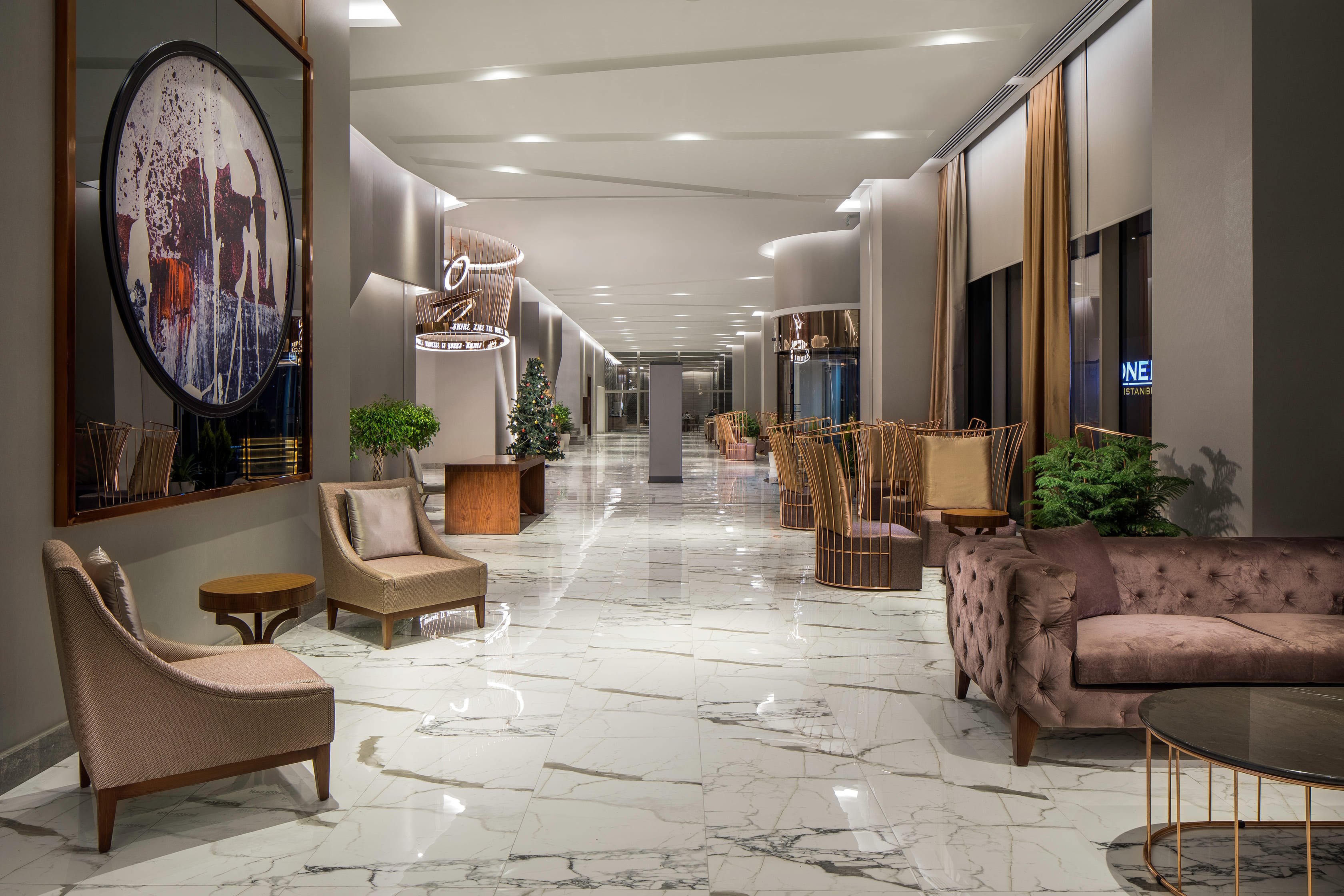 Lionel Hotel · 35