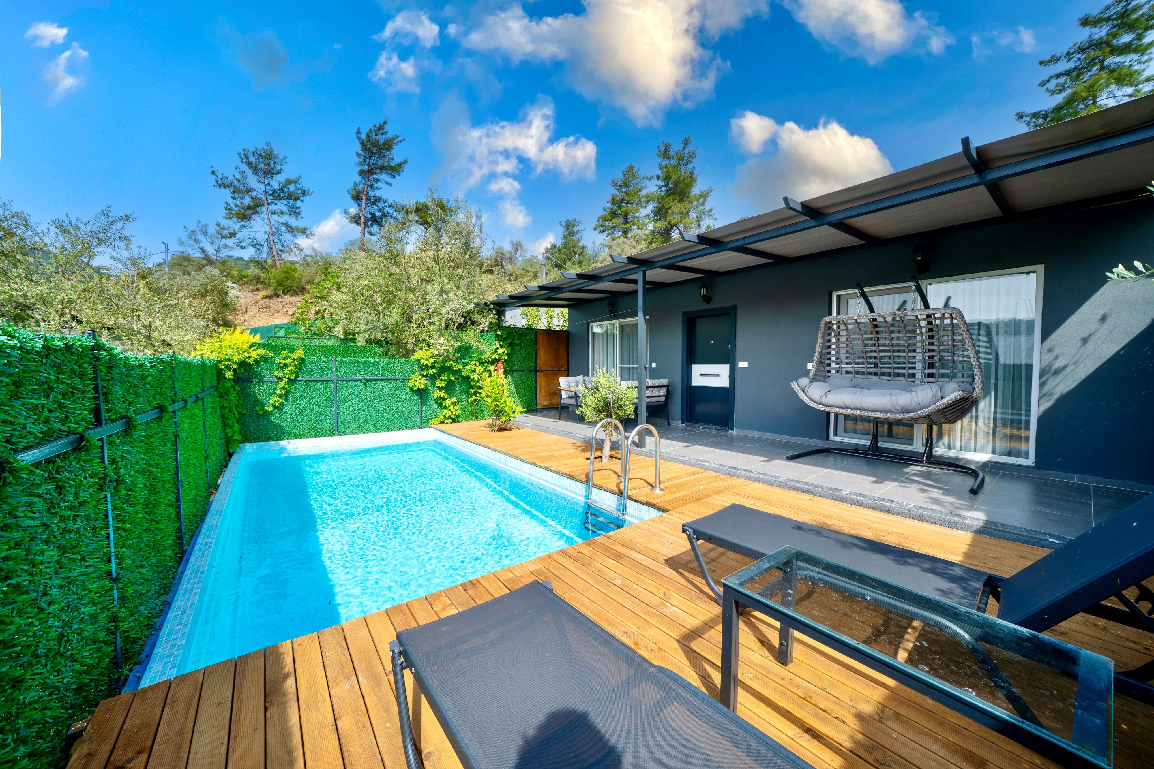 Santana Göcek · 19
