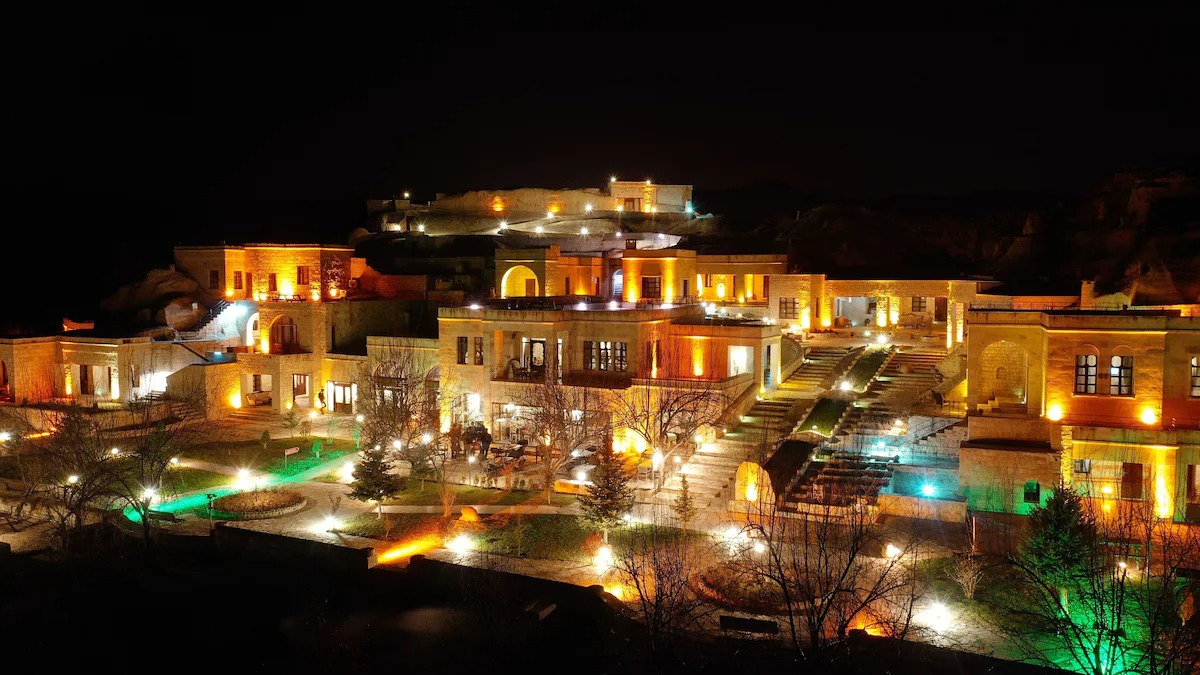 MDC Cave Hotel