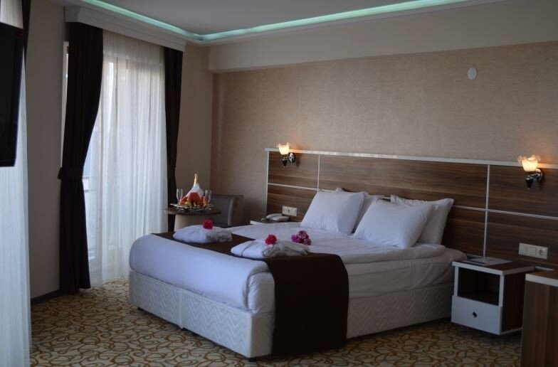Perama Hotel Rezervasyon