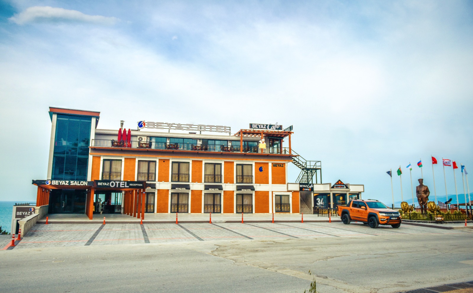 Beyaz Otel Gerze