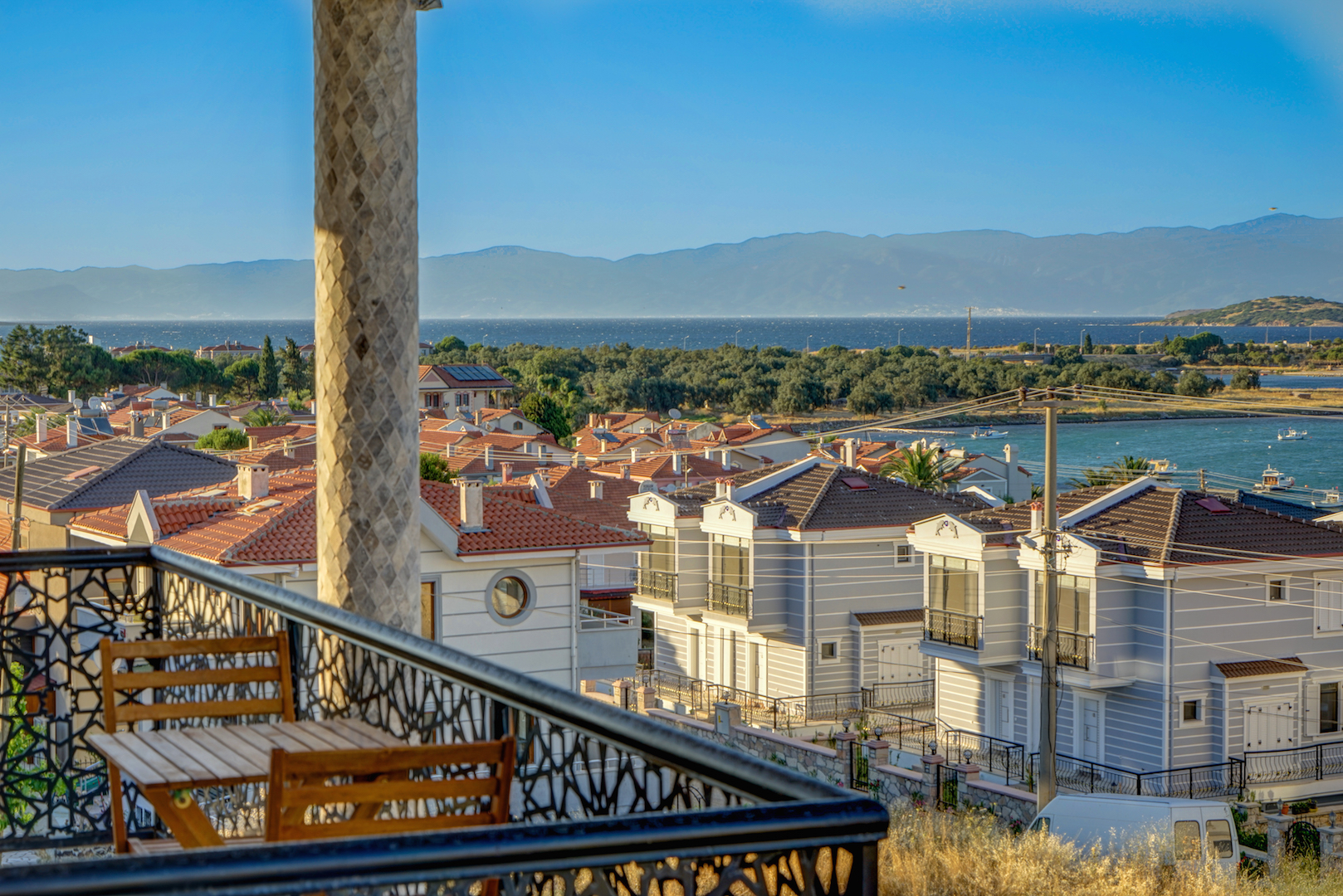 Cunda Bal Konak
