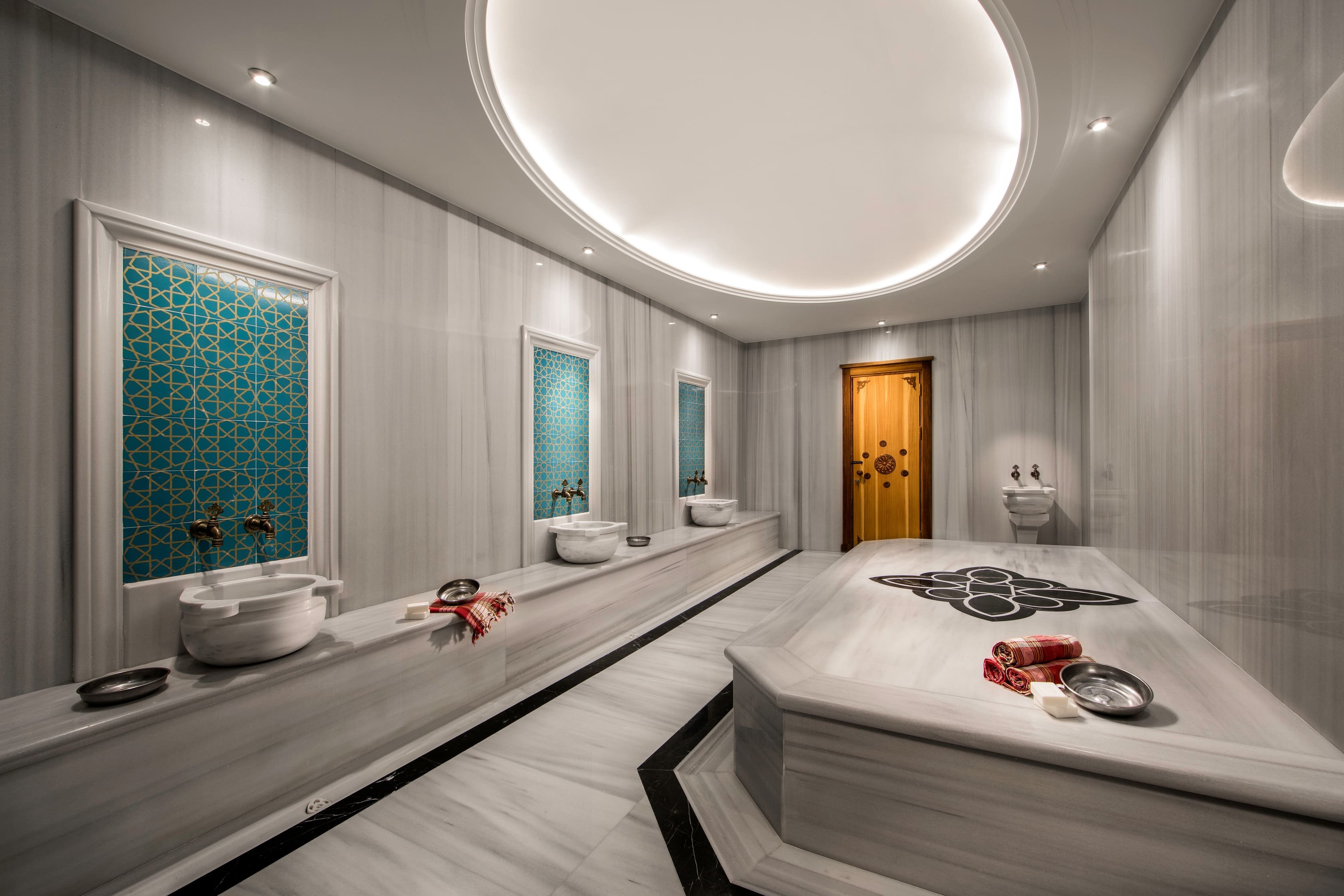 Lionel Hotel · 46