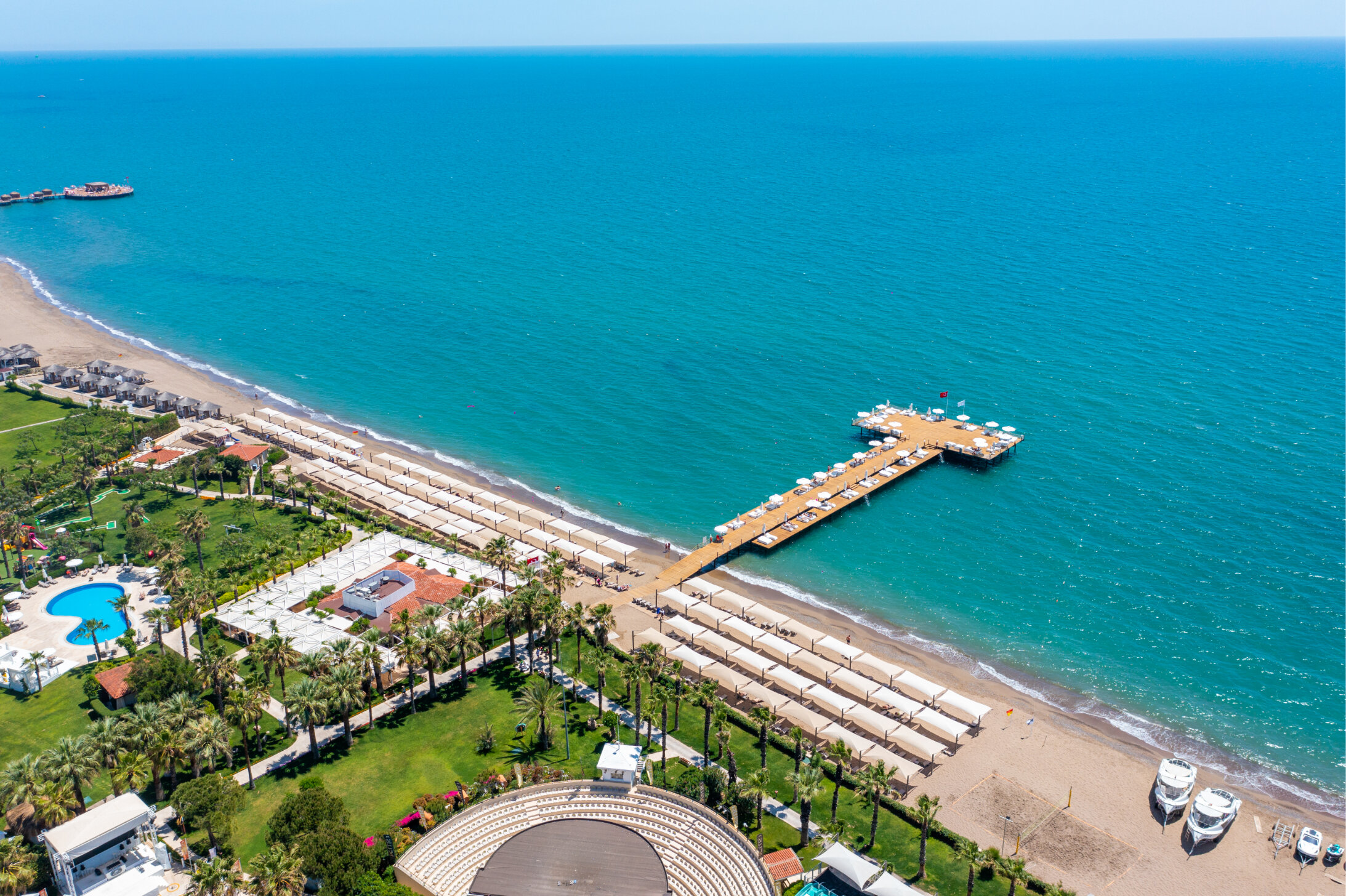 Bellis Deluxe Hotel
