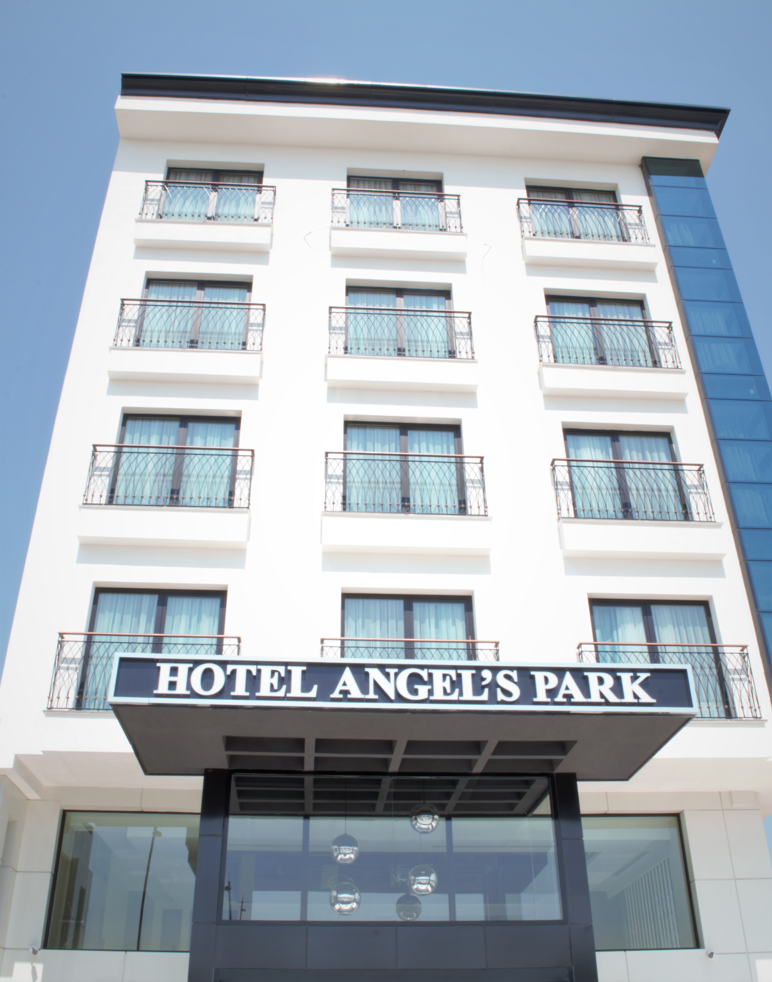 Angel's Park Hotel