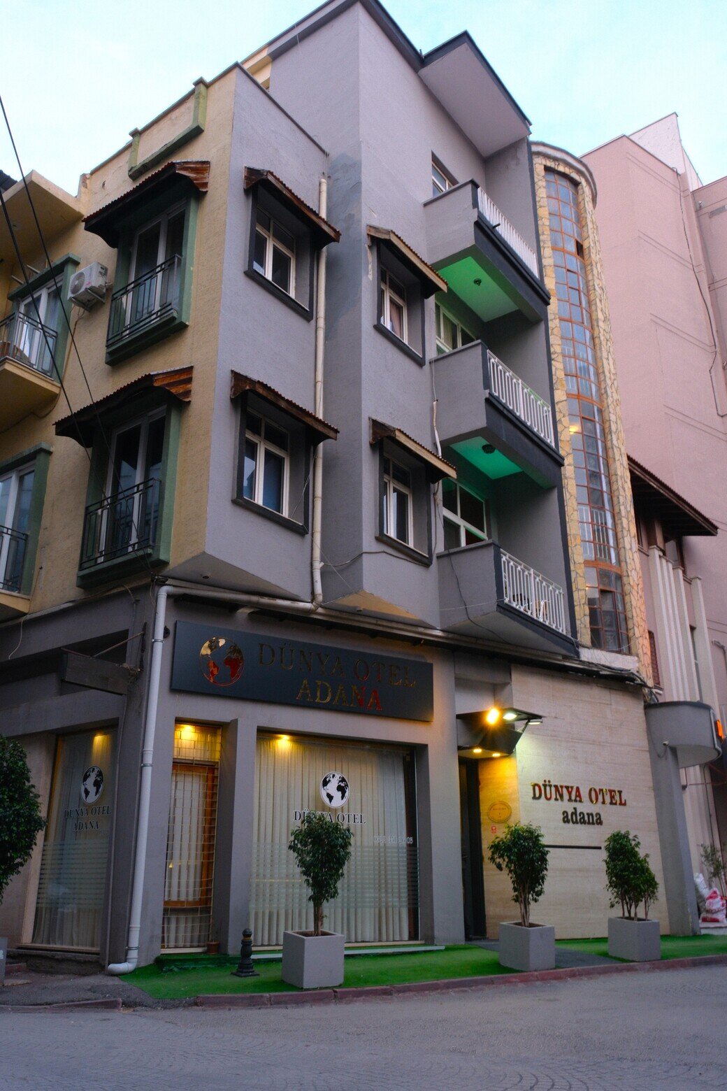 Dünya Hotel Adana