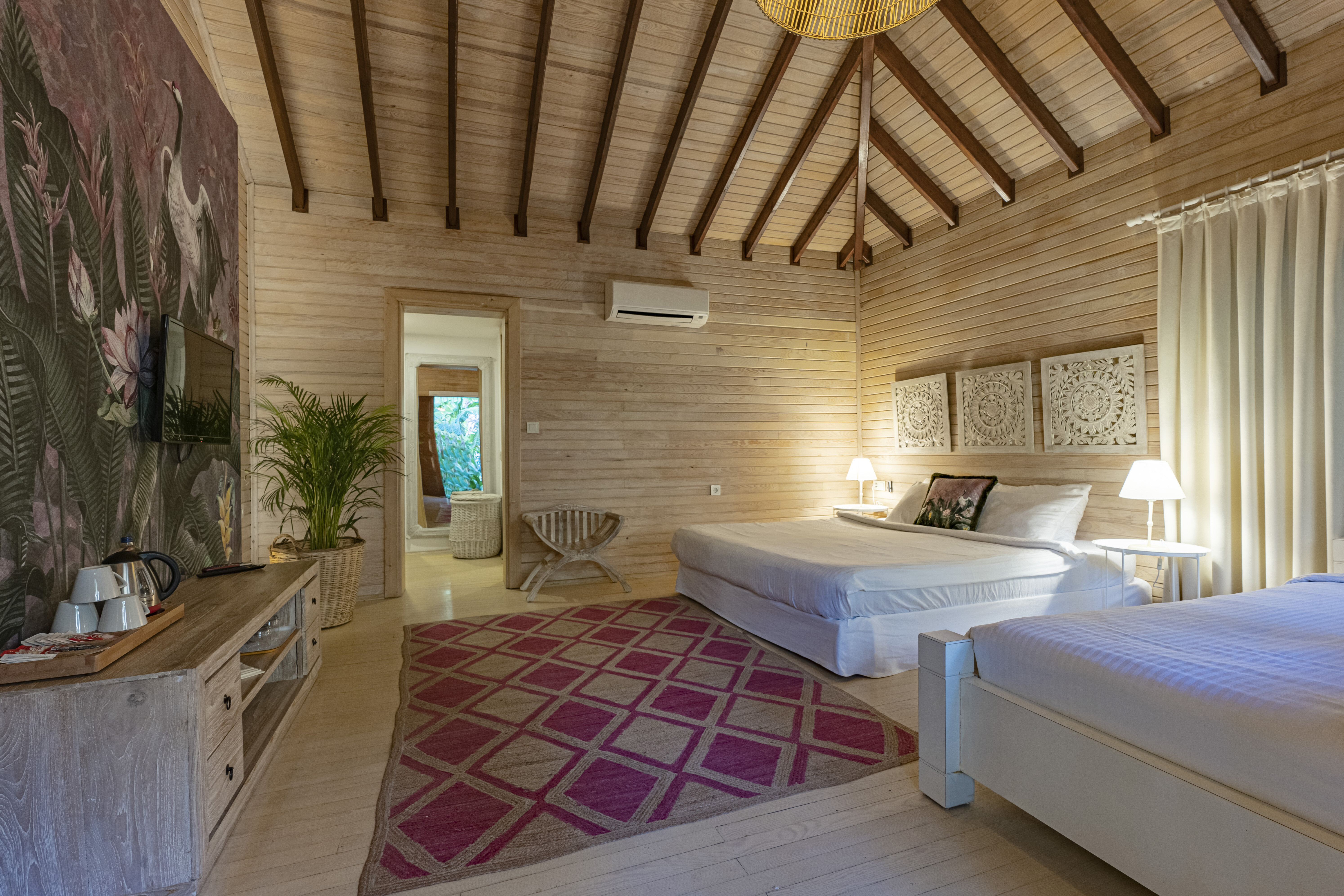 Bungalow Üç Kişilik Oda