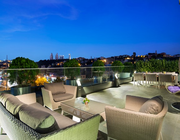 DoubleTree by Hilton Hotel Istanbul - Piyalepasa