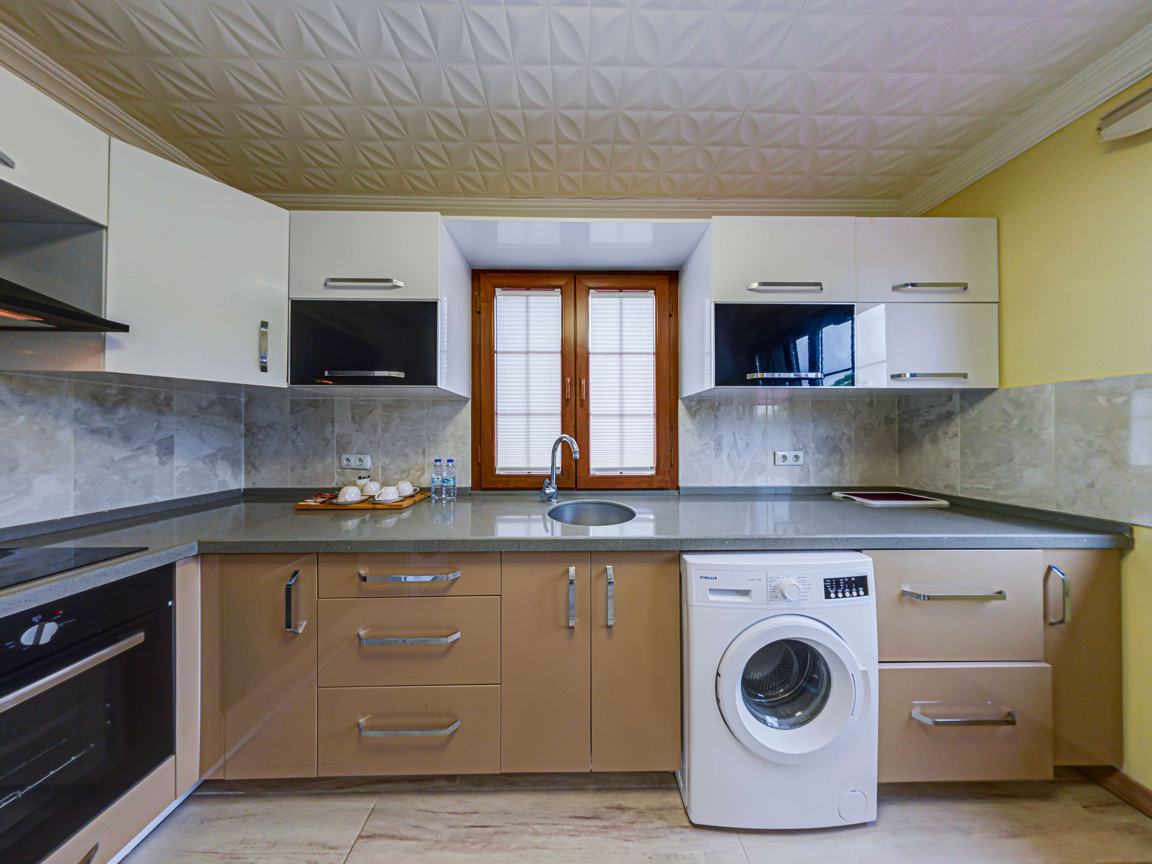Çiftlik Evi