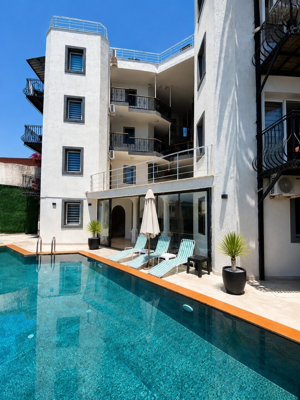Deniz 61 Otel · 23
