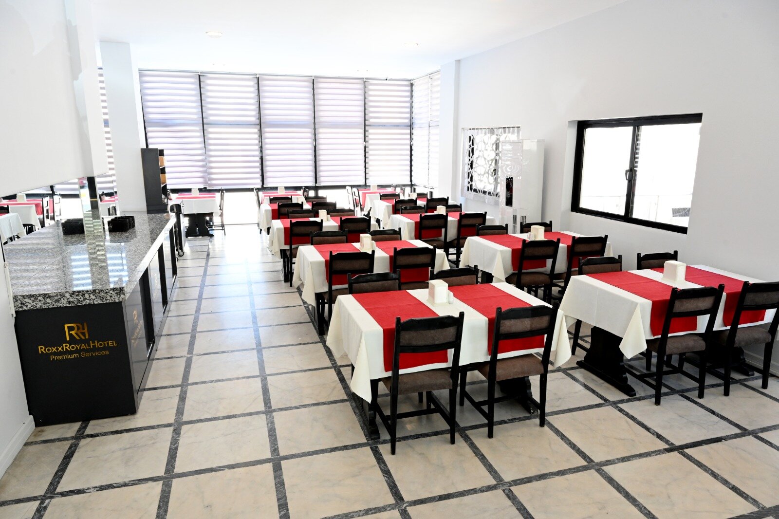 Roxx Royal Hotel · 3