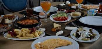 Kronos Hotel · 55
