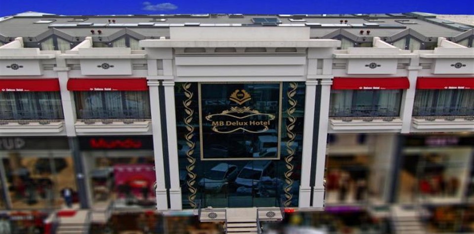 MB Deluxe Hotel