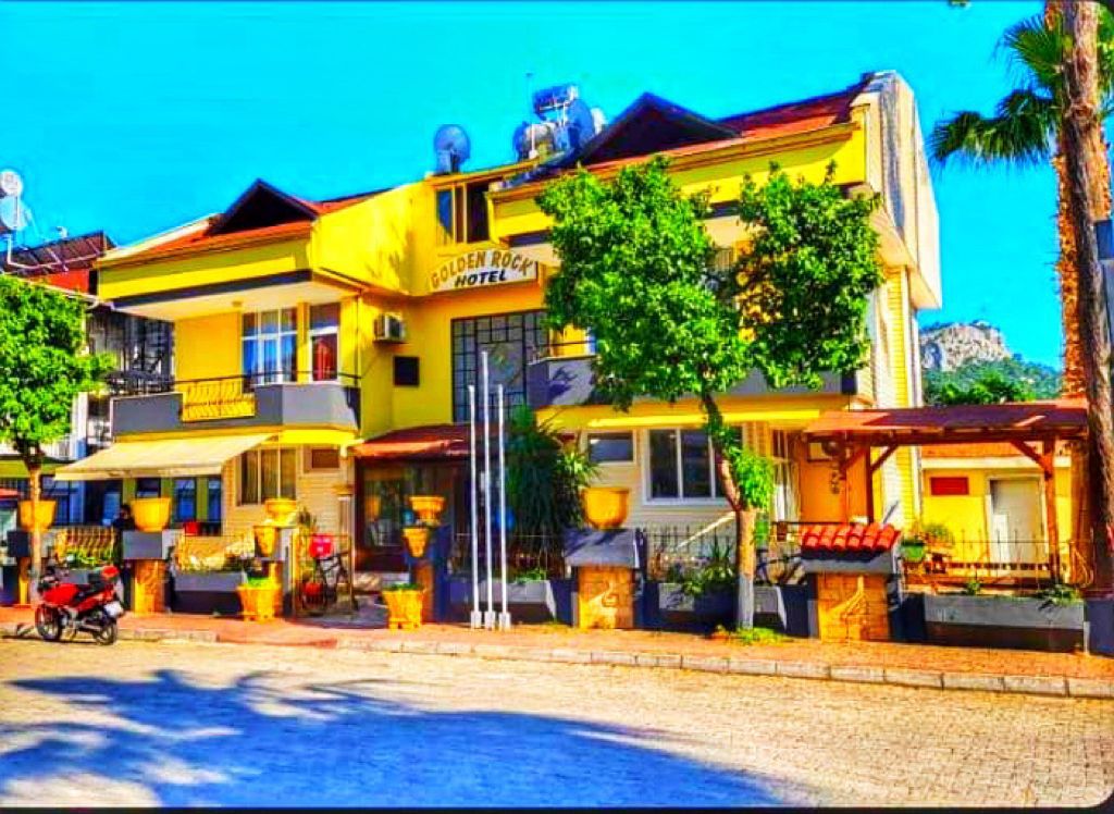 Golden Rock Hotel