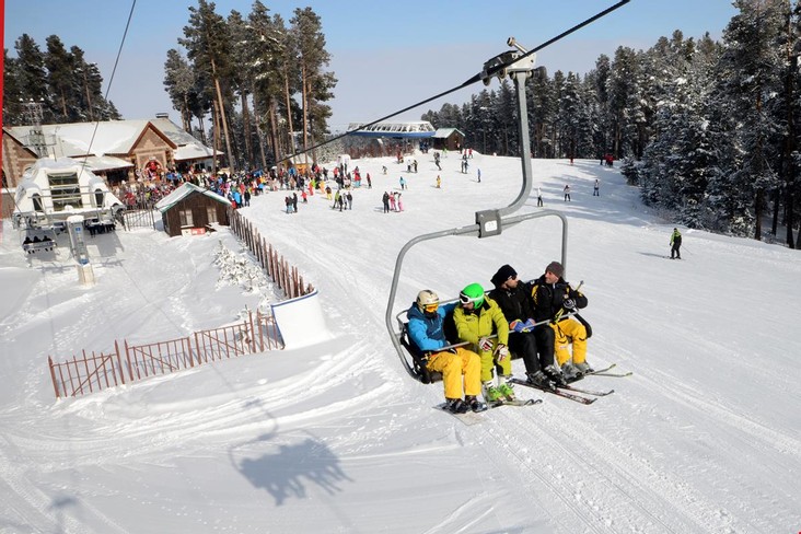 Crystal Snow Hotel