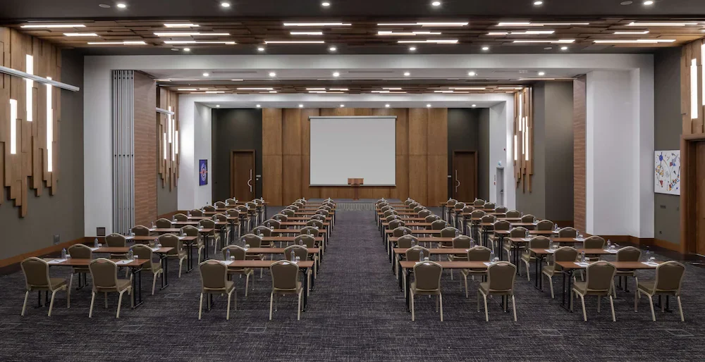 DoubleTree by Hilton Manisa · 33